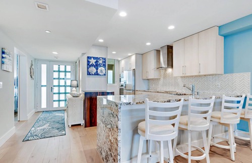 Longboat Key Condo | Beachplace Penthouse Gulf Front Paradise
