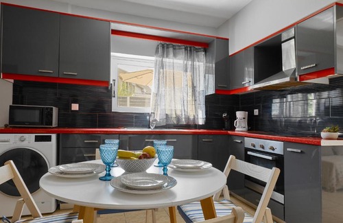 Nea Chora Apartment | Beachside Apartment-Pool-Parking