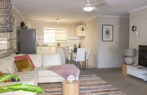Bracken Ridge House | Beachside Bliss - 3BR Home