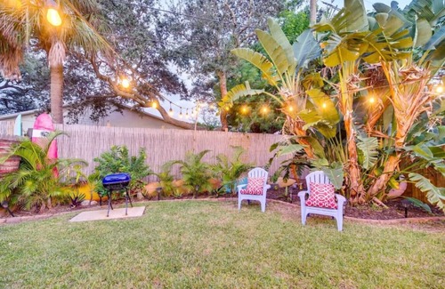 Cocoa Beach Apartment | Beachside Cottage - 5 min walk to the Beach