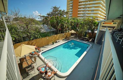 Deerfield Beach Apartment | Beachside Gardens Apartments By Lowkl