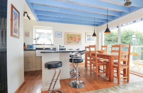 Polzeath House | Beachside