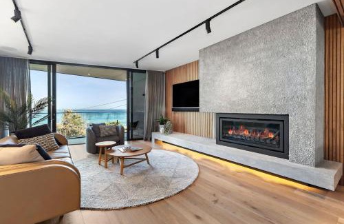 Chelsea House | Beachside Lane - Luxury On the Beach with Views