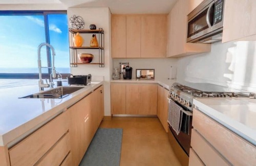 Playas de Tijuana Apartment | Beachside Premium Condo | Pool + Hot Tub Escape