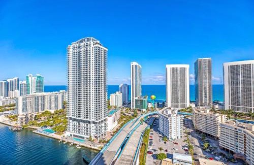 Hallandale Beach Apartment | Beachwalk Resort - Waterfront huge 3-Bedroom apartment with direct ocean-view!