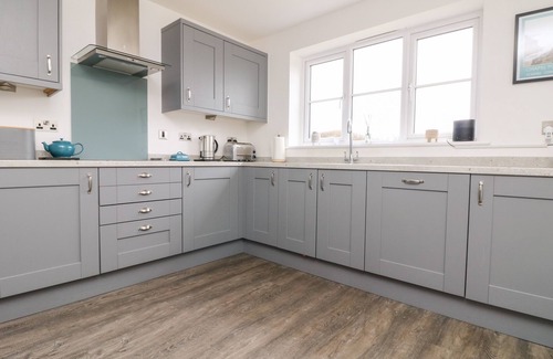 St. Agnes House | BEACON HOUSE, family friendly, with a garden in St Agnes