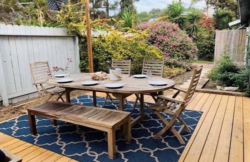 Leucadia House | Beacon's Beach Retreat - Family Friendly House