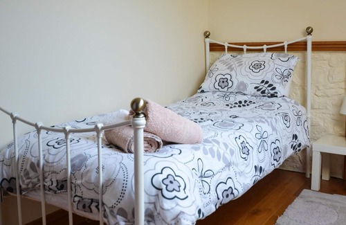 Llangadog Cottage | Beacons Barn - Rhiwddu Barns