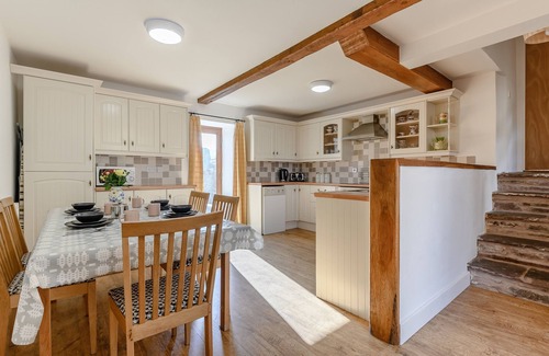 Brecon House | Beacons View Farm Cottages