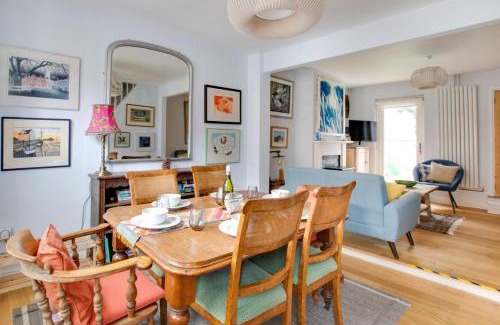 Martlesham Heath House | Beaconsfield Bolthole