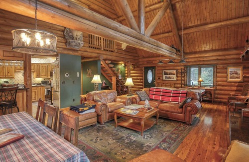 Deadwood Cabin | Bear Butte Gulch Lodge | 4 Bed, 2 Bath