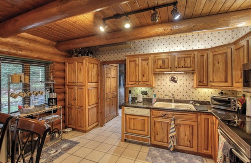 Deadwood Cabin | Bear Butte Gulch Lodge | 4 Bed, 2 Bath