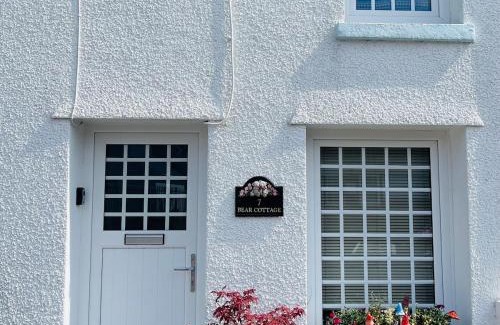 Glynneath House | Bear Cottage - Waterfall Country