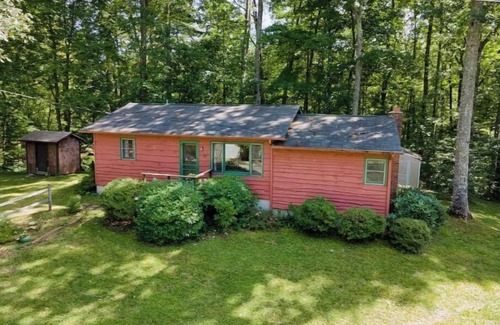 Linville Falls Cabin | Bear Crossing at Linville Falls!