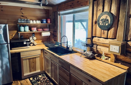 Wetmore Cabin | Bear Den Log Cabin