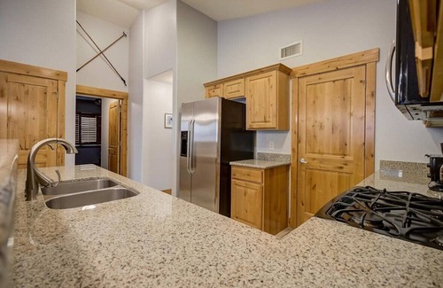 Bear Hollow Village Condo | Bear Hollow Condo-Sleeps 10-3BD/2BA