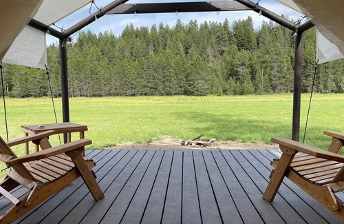 Marion RV Rental | Bear Paw Glamper