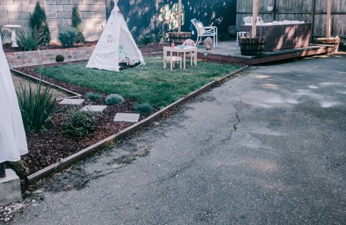 Upper Telegraph House | Beat the HEAT - North Oakland Home ready for your family’s SUMMER FUN!