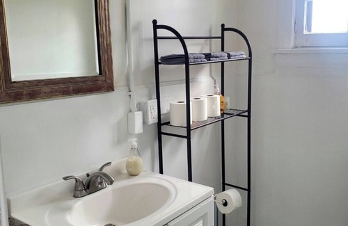 Buffalo Apartment | Beatiful & spacious Elmwood Village duplex! Over 1500 square foot of space!