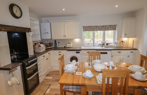 Bewdley Cottage | BEAU COTTAGE, pet friendly, character holiday cottage in Bewdley