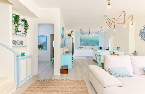 Punta Ala Villa | Beautiful private villa for 10 people with A/C, WIFI, TV, patio and pets allowed