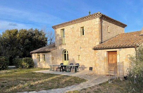 Saint-Mathieu-de-Treviers House | Beautiful southern house with exceptional swimming pool 18 km north of Montpellier