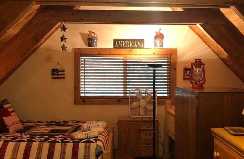 Lake Almanor Country Club House | Beautiful Mountain Cabin