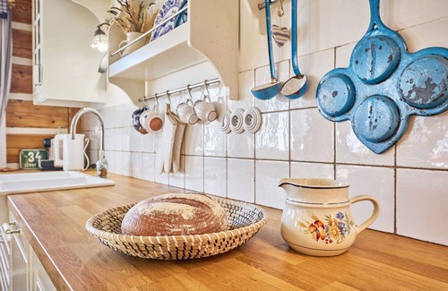 Pec pod Snezkou Villa | Beautiful private villa for 18 people with WIFI, TV, patio, pets allowed and parking