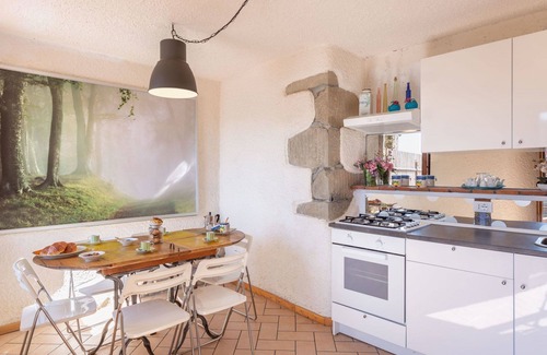 Bagni di Lucca Apartment | Beautiful apartment for 5 people with WIFI, private pool, TV and pets allowed
