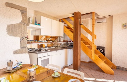 Bagni di Lucca Apartment | Beautiful apartment for 5 people with WIFI, private pool, TV and pets allowed