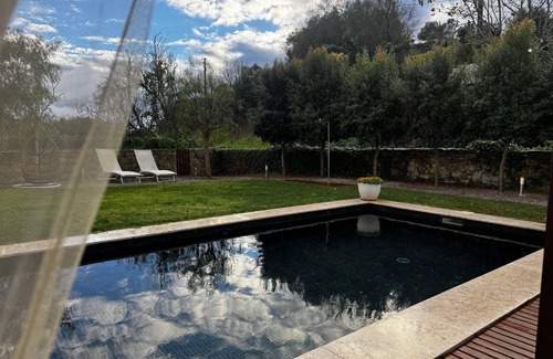 Mafra House | Beautiful 2BD countryside house with pool near Lisbon. Pet & kids friendly