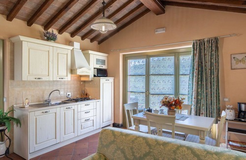 Castiglion Fiorentino House | Beautiful private villa for 3 guests with private pool, WIFI, TV, terrace and pets allowed