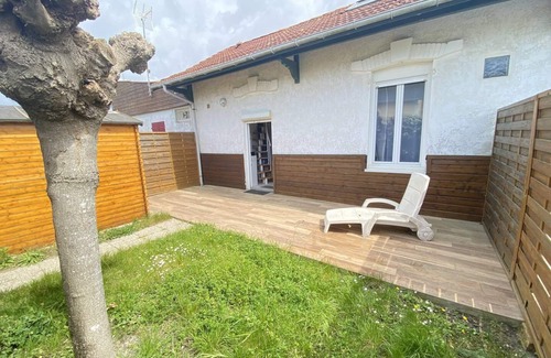Mimizan Apartment | Beautiful 1 * apartment for 4 to 5 people a few steps from the current and the beach of Mimizan!