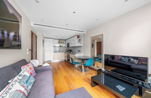 The City of London Apartment | Beautiful 1 Bed Flat in Holbornnn