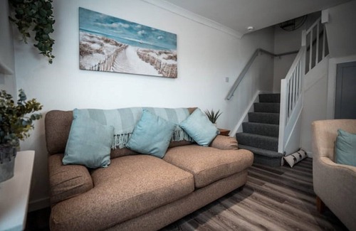 Prestatyn Apartment | Beautiful 1 bed house in Prestatyn Garden/Parking.