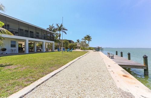 Islamorada House | Beautiful 2/2 Islamorada Home Directly on Florida Bay (28 Day Minimum Rental)