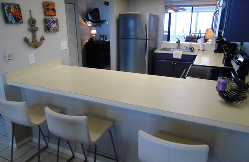 Redington Shores Condo | Beautiful 2/BD 2/BA Right on the Beach!