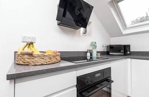 Leeds Apartment | Beautiful 2 Bed Flat in Oakwood