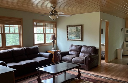Hayward Cabin | Beautiful 2 bedroom house with a boat dock on the Chippewa Flowage
