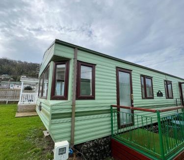Aberystwyth Resort | Beautiful 2 bedroomed mobile home