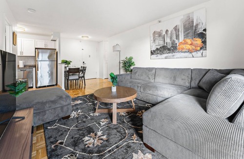 Brookline Apartment | Beautiful 2bd/1.5ba near BU 5876