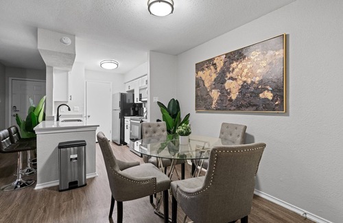 University Hills and Windsor Park Apartment | Beautiful 2BD/2BA in University Hills 4863