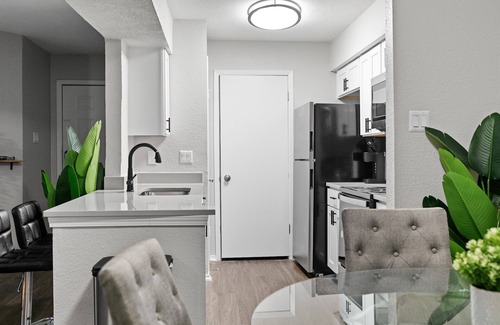 University Hills and Windsor Park Apartment | Beautiful 2BD/2BA in University Hills 4863
