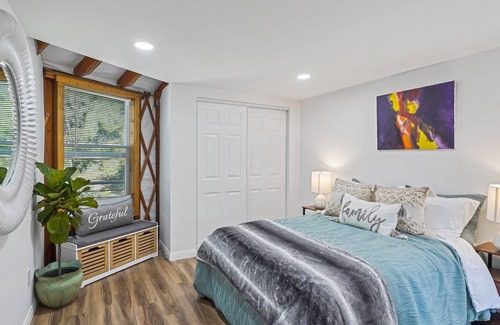 Calabasas House | Beautiful 2BD 2BA plus loft in Calabasas!