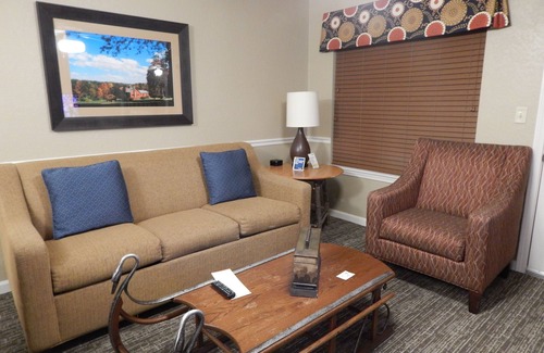 South Lee Villa | Beautiful 2BD Villa in Berkshires Resort