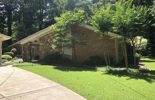 Sandy Springs House | Beautiful 2BR 1BA - Atlanta's Best Location & Amenities