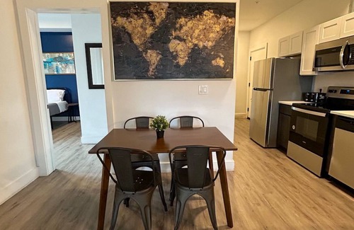 Elizabeth Apartment | Beautiful 2BR Next to Airport 2999
