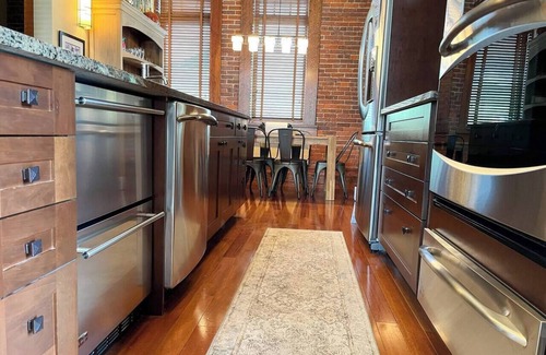 East Kootenay Condo | Beautiful 3 Bedroom l Sleeps 5