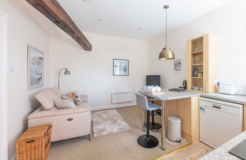 Saltash Cottage | Beautiful 4* Cottage in a peaceful, rural setting with Country Club membership.
