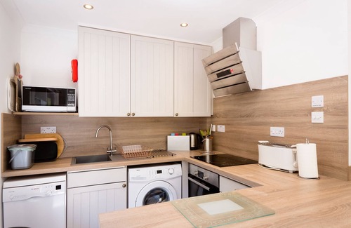 Crianlarich Apartment | Beautiful 4 star, 2 bedroom chalet with mountain views. A true Highland landscape all around